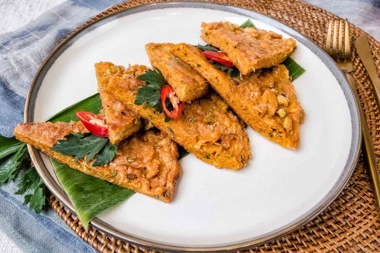 Add This Secret ingredients To Make Indonesian Padang Omelet More Bounchy and Taste Good