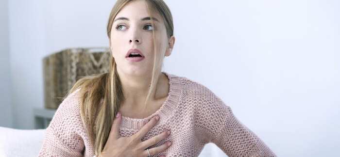 Bukan Keringat Dingin Biasa, Kenali 5 Tanda-Tanda Serangan Jantung yang Sering Kamu Abaikan